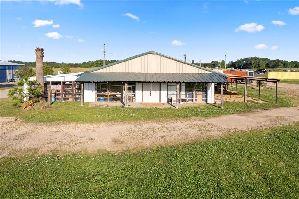 2516 N Us Highway 271 Property Photo 12