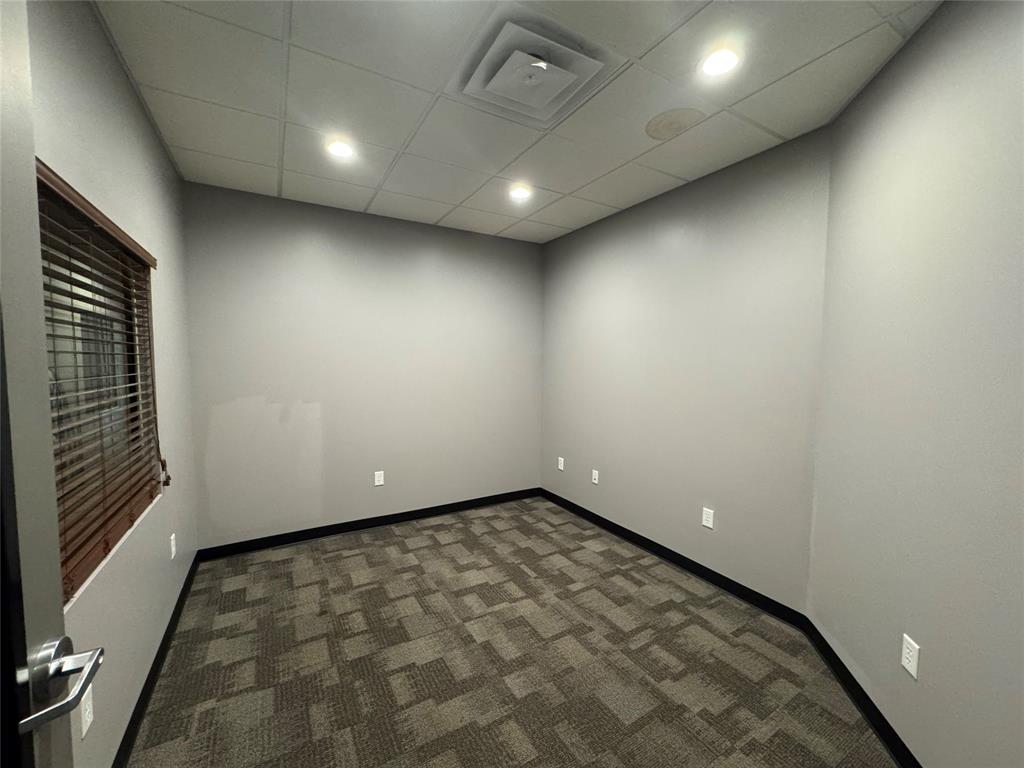 120 S Main Street Property Photo 3
