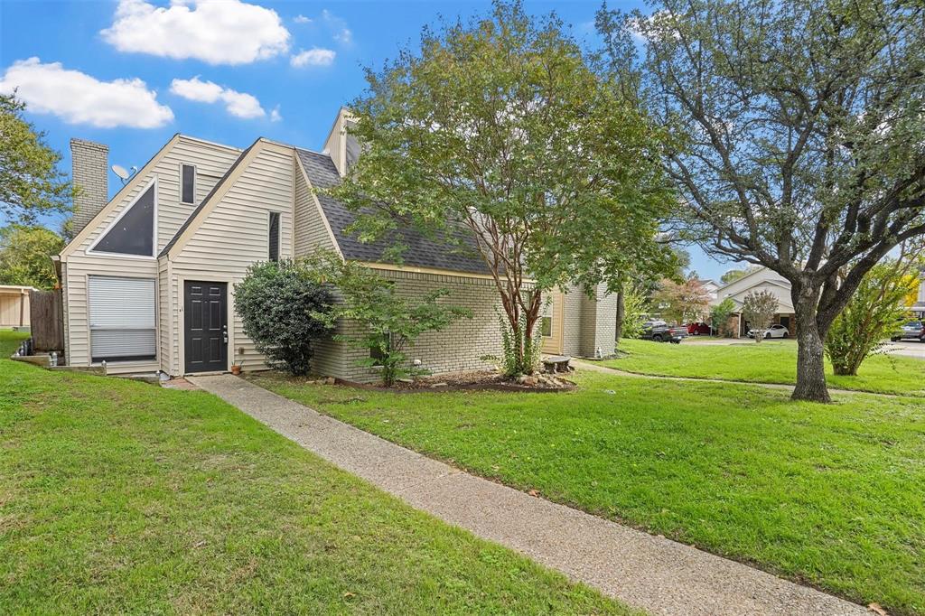 2156 Fleur De Lis Court Property Photo