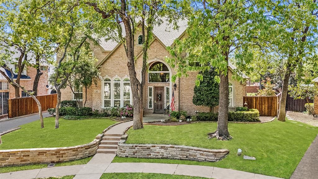 179 Chaucer Court Property Photo