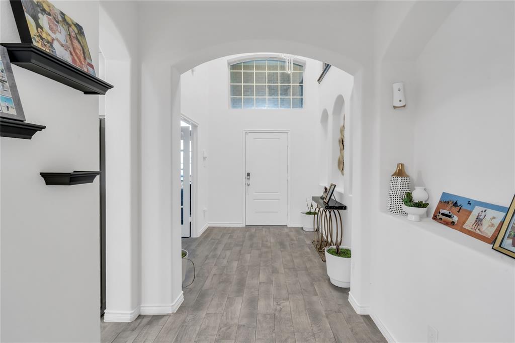 11221 Camelot Court Property Photo 12
