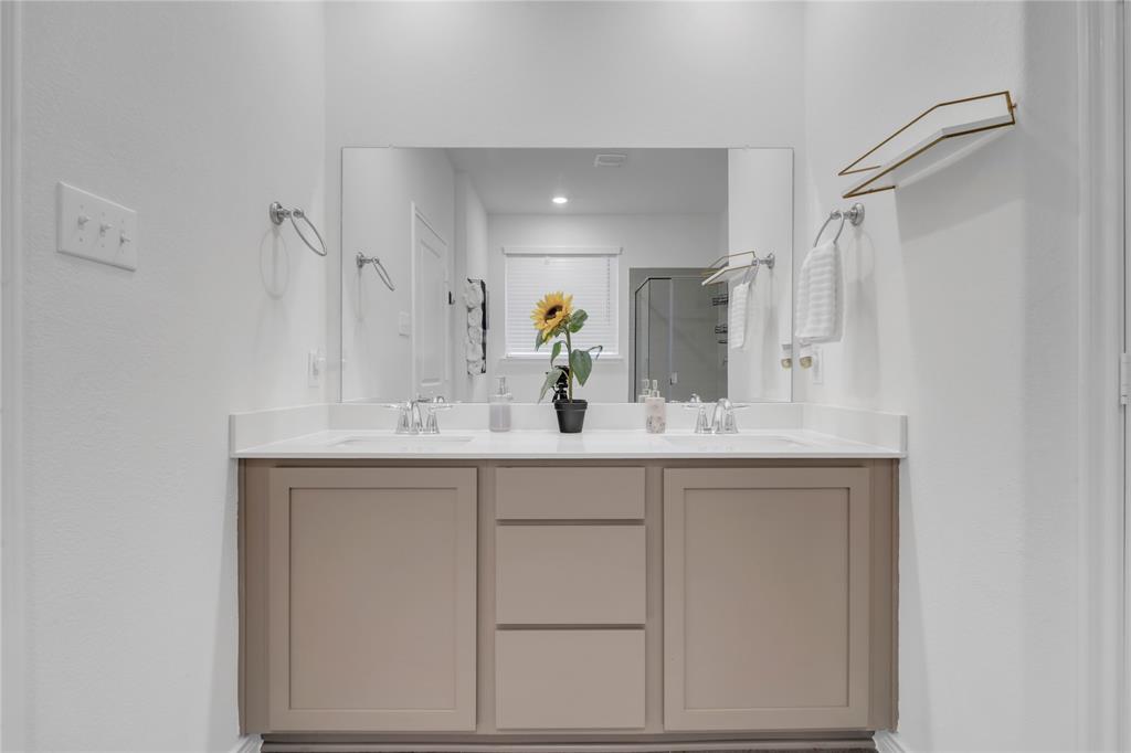 11221 Camelot Court Property Photo 16