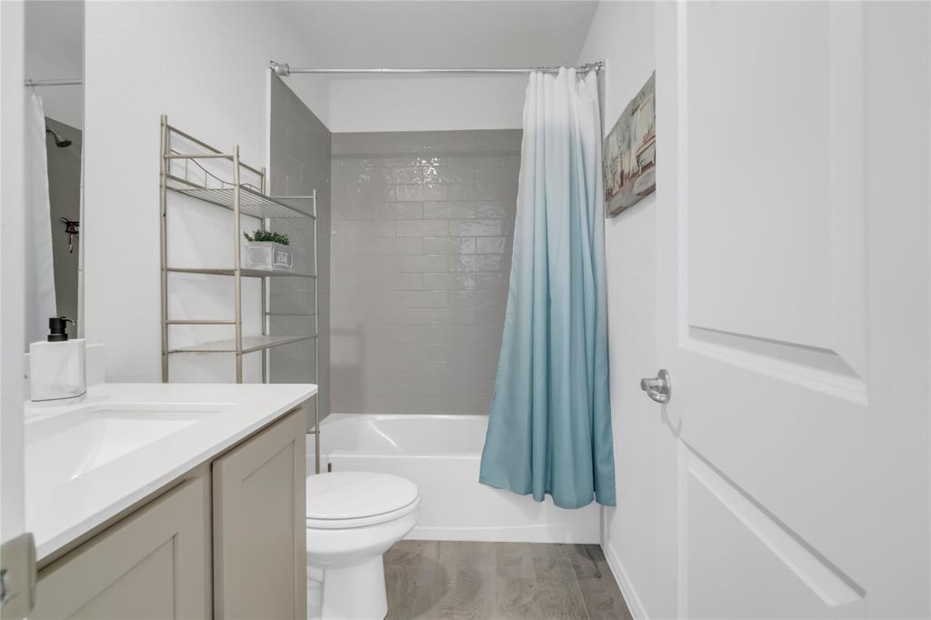 11221 Camelot Court Property Photo 25