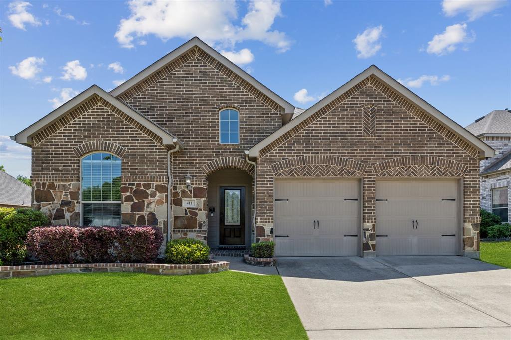 411 Bur Oak Trail Property Photo 1