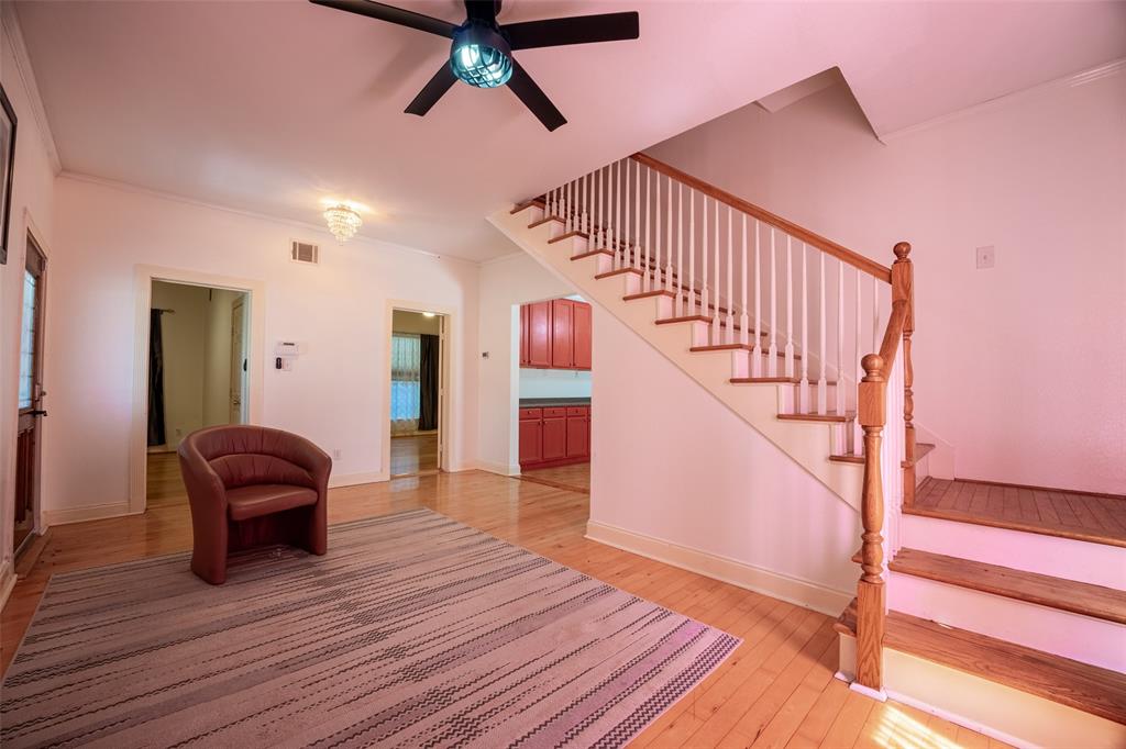 702 Water Street Property Photo 8