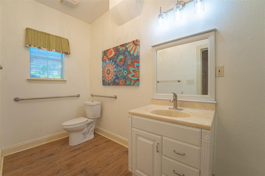 702 Water Street Property Photo 13