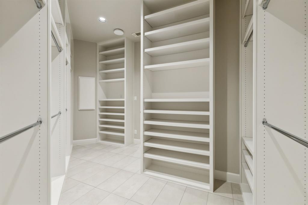 9 Catalonia Drive Property Photo 20