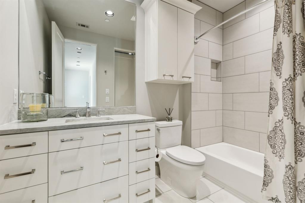 9 Catalonia Drive Property Photo 23
