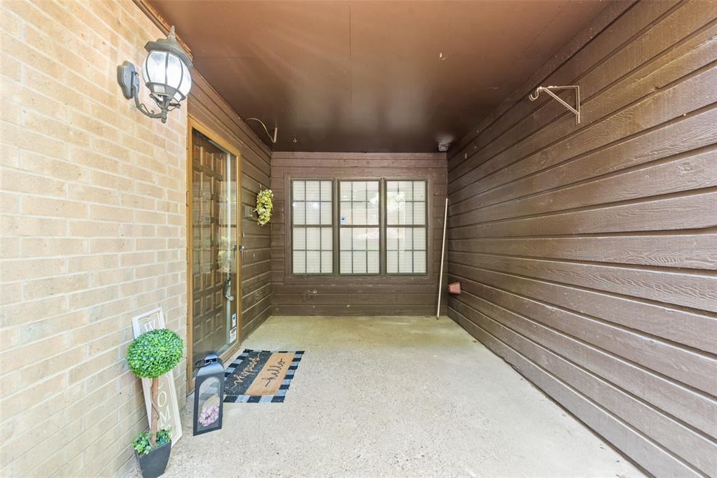 707 Oakwood Trail Property Photo 30