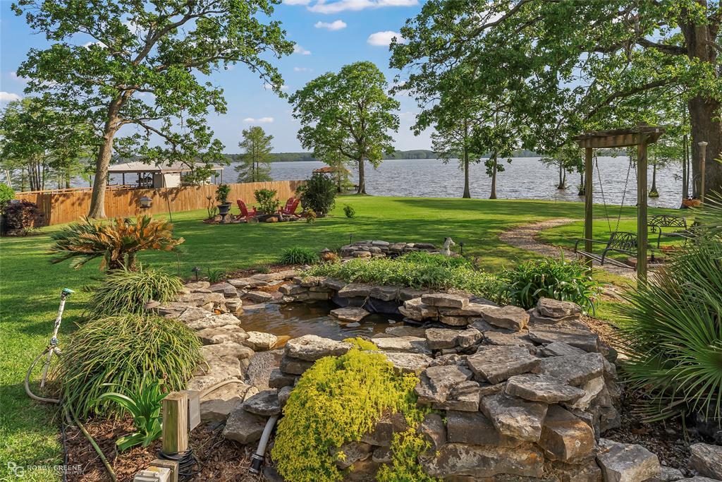 7081 N Lakeshore Drive Property Photo