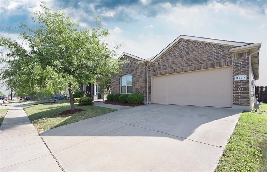 5933 Comanche Peak Drive Property Photo 1