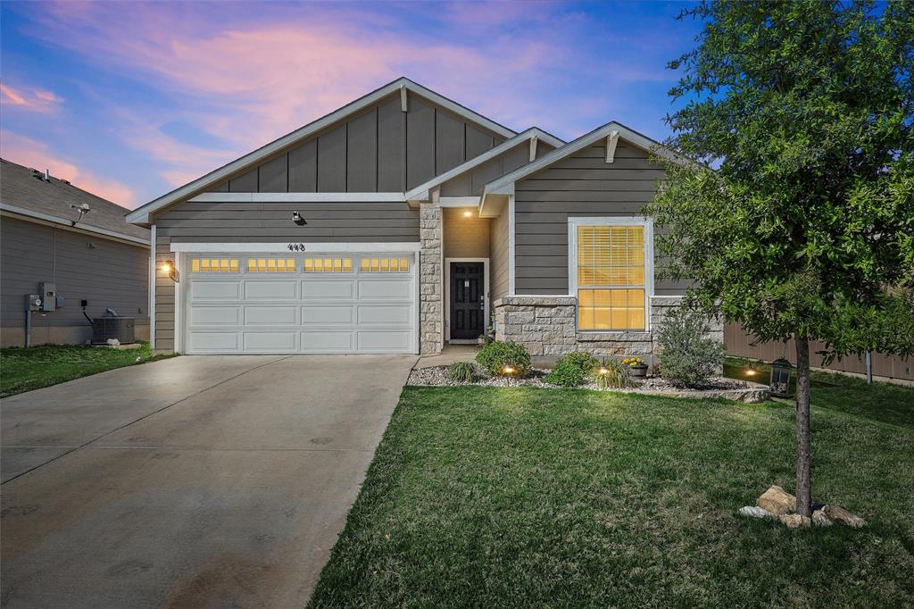 448 Oxford Lane Property Photo