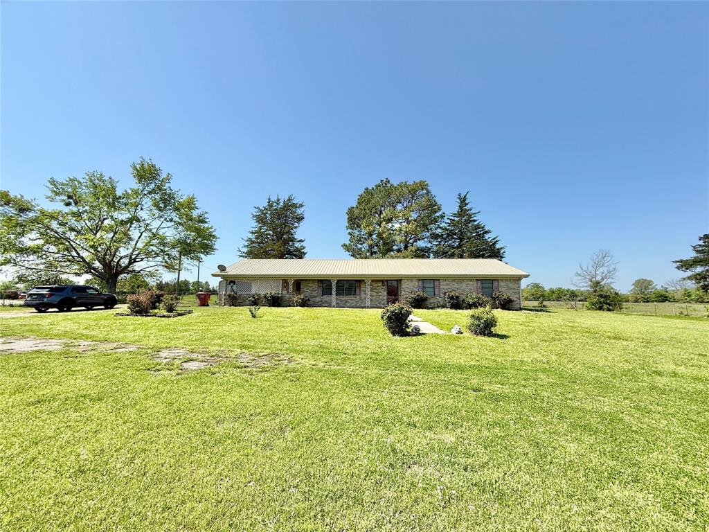 596 S Hwy 271 Property Photo