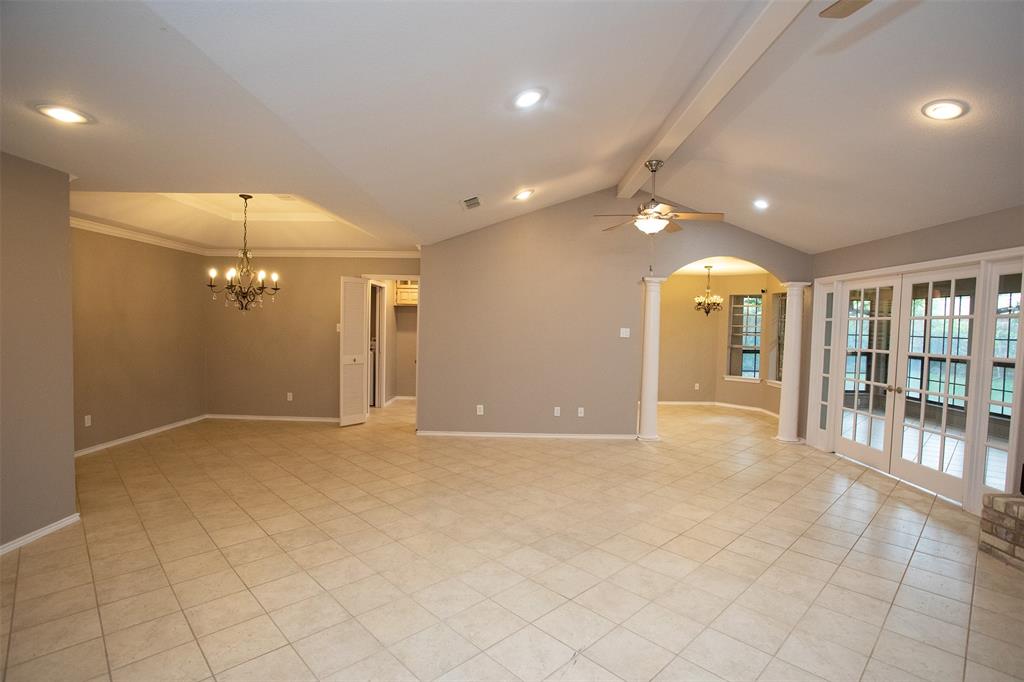 1305 Cliff Drive Property Photo 9