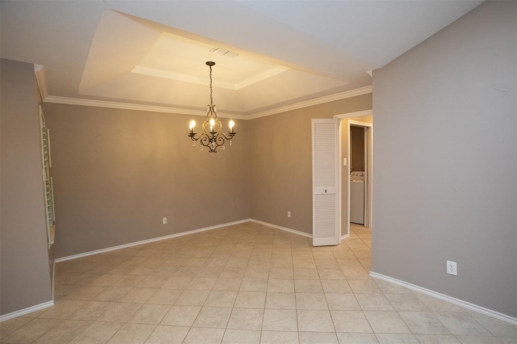 1305 Cliff Drive Property Photo 10