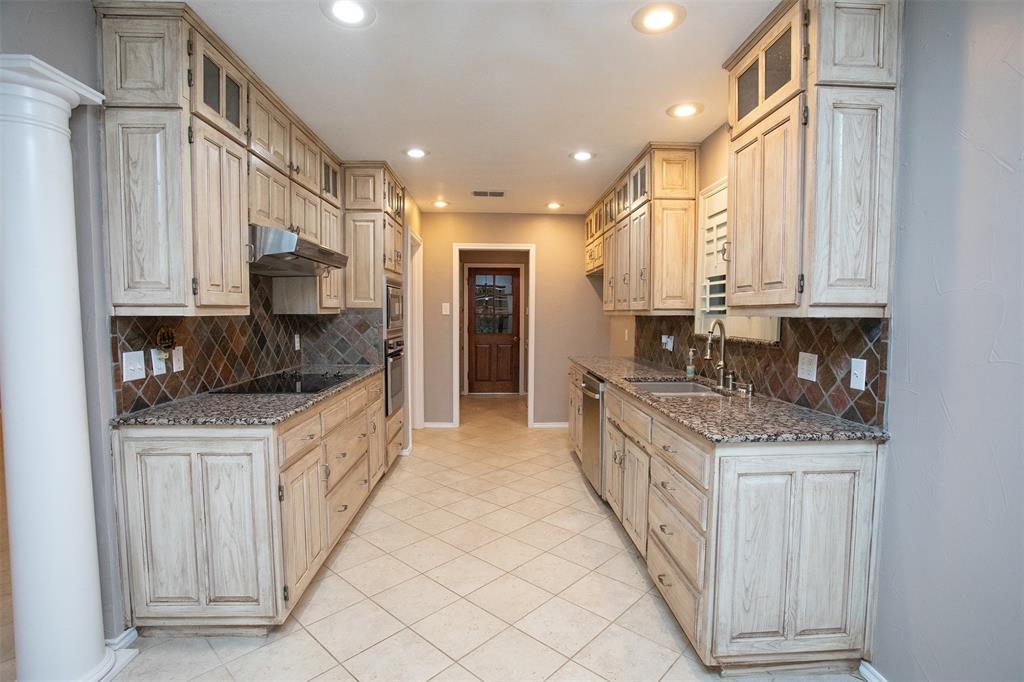 1305 Cliff Drive Property Photo 11