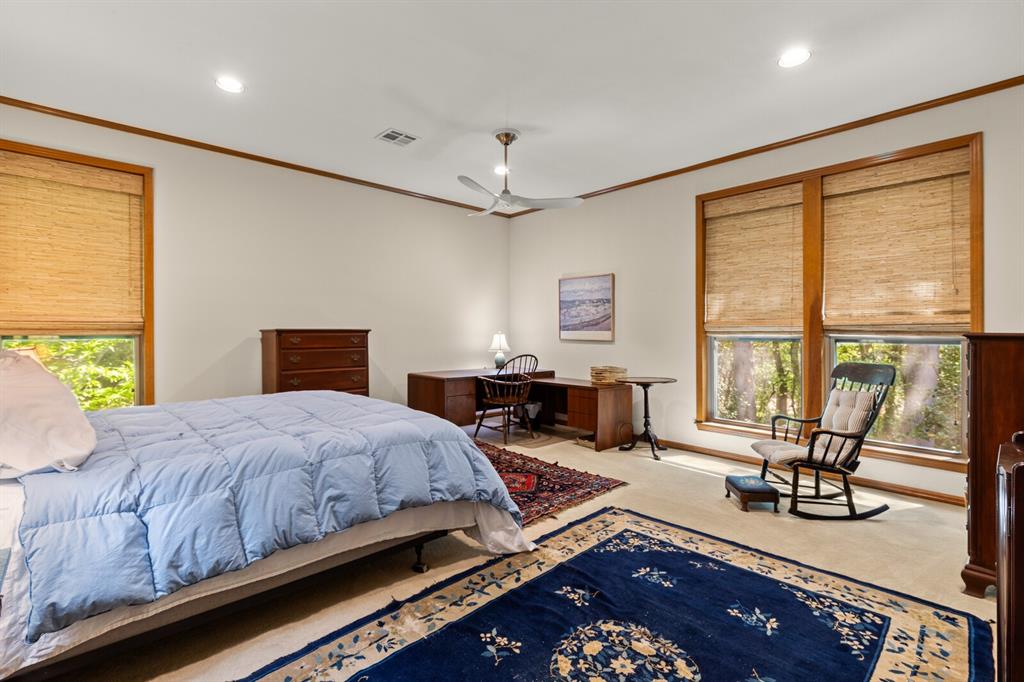8406 Oakdale Drive Property Photo 15