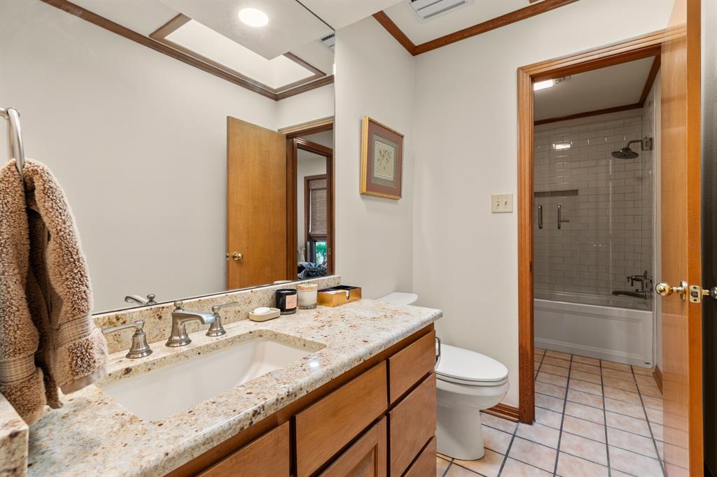 8406 Oakdale Drive Property Photo 23