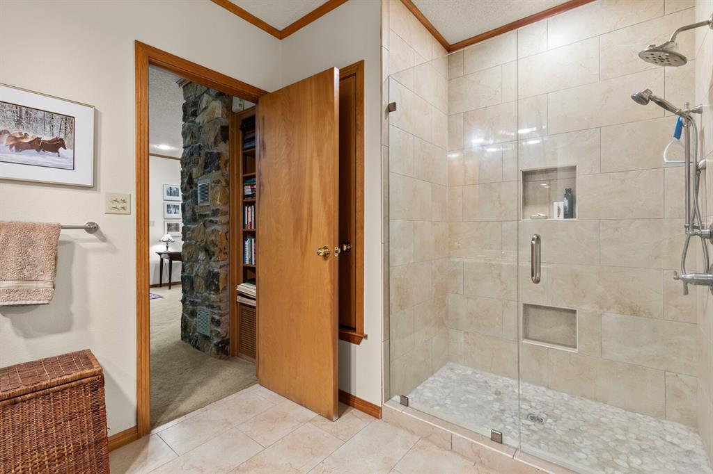 8406 Oakdale Drive Property Photo 28