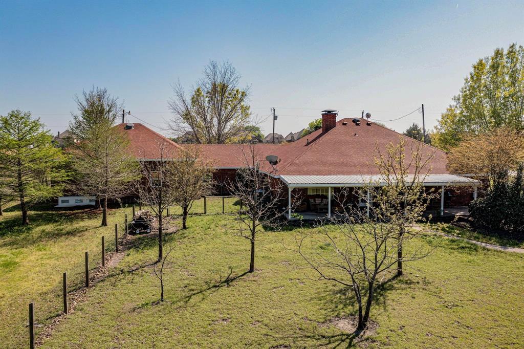432 County Road 4444 Property Photo 33