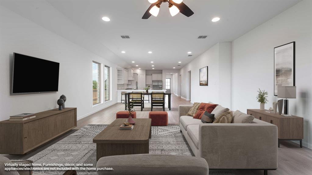 2921 Soaring Hills Drive Property Photo 2