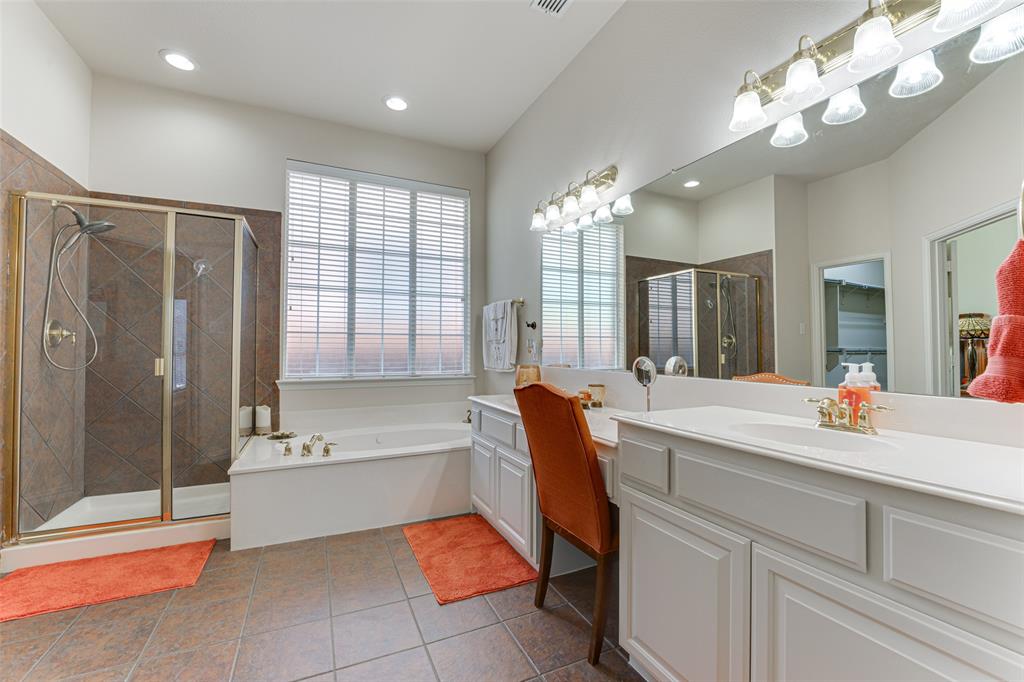6411 Highland Crest Lane Property Photo 7