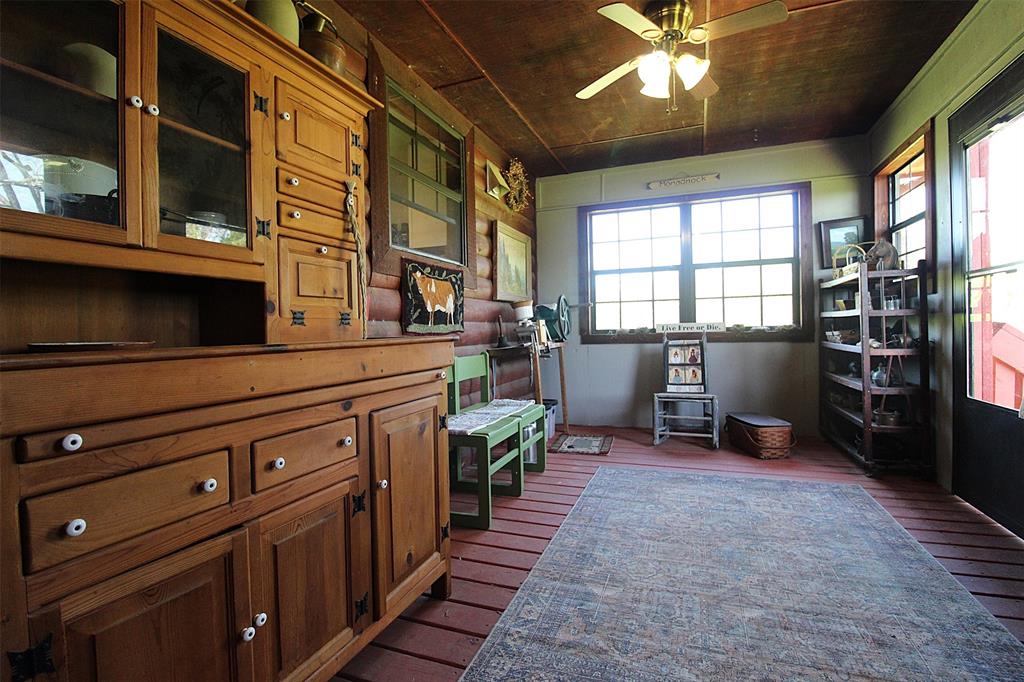4776 Ne County Road 2120 Road Property Photo 3