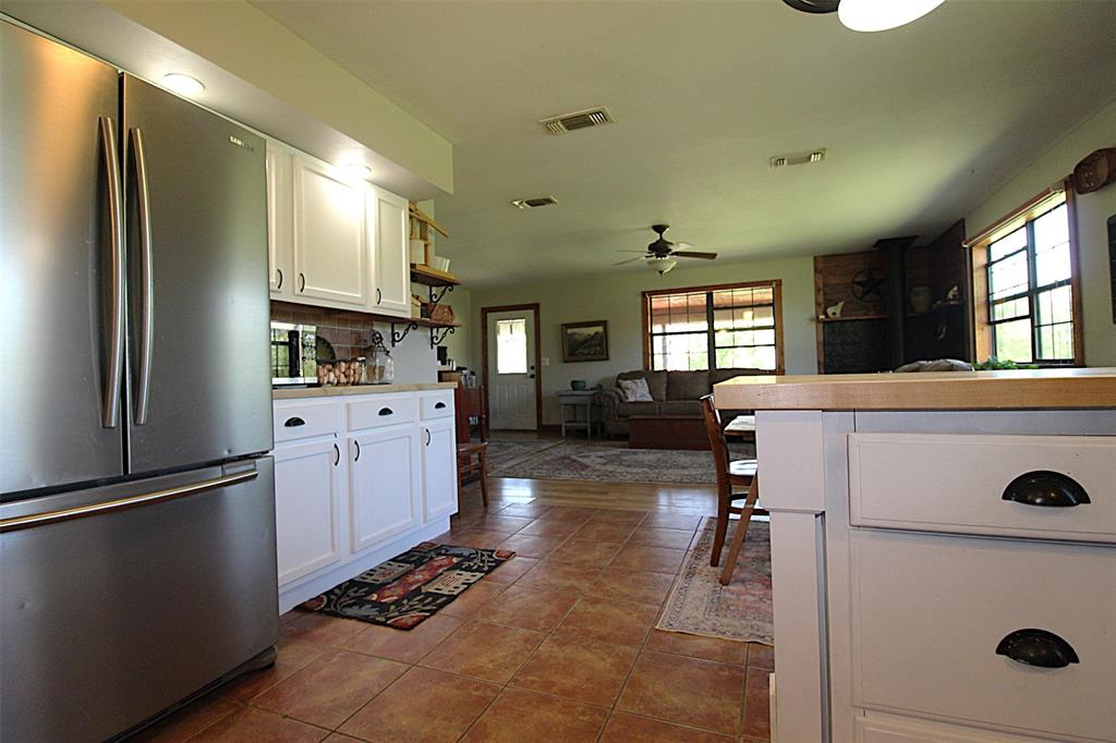 4776 Ne County Road 2120 Road Property Photo 7