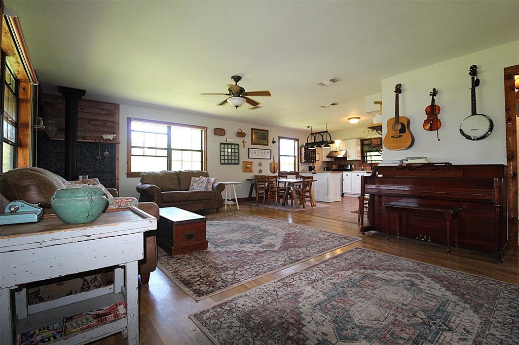 4776 Ne County Road 2120 Road Property Photo 10