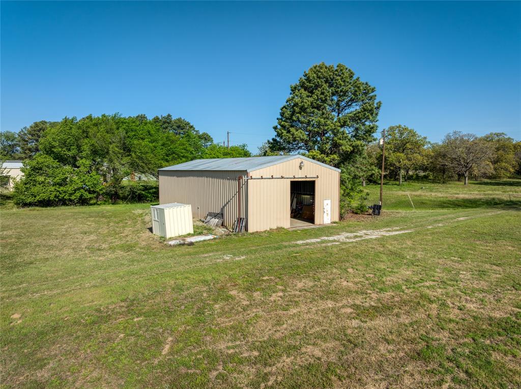 3523 B E Highway 199 Property Photo 11