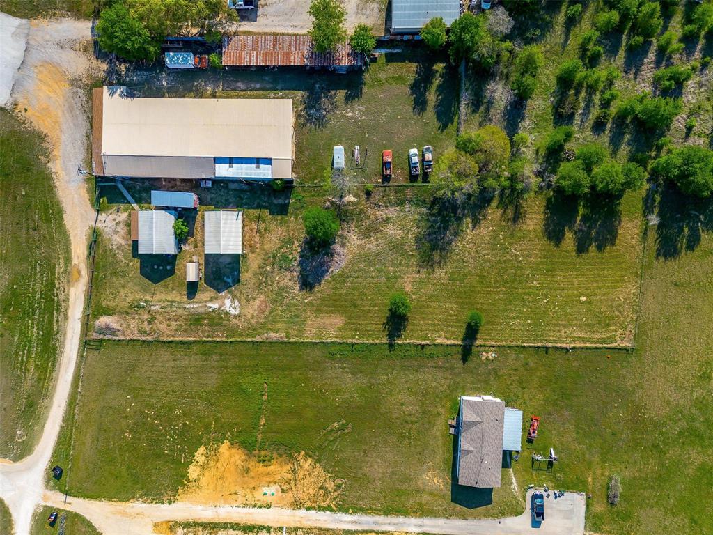10669 Mineral Wells Highway Property Photo 2