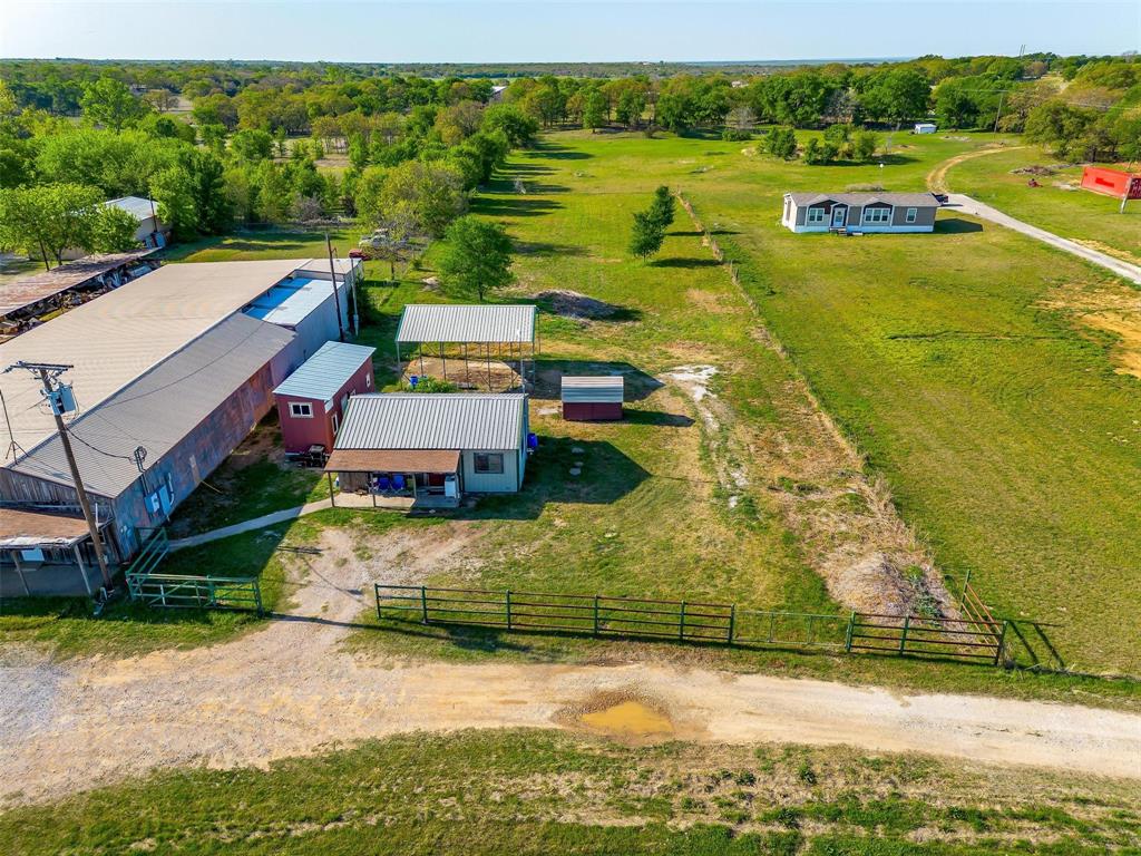 10669 Mineral Wells Highway Property Photo 3
