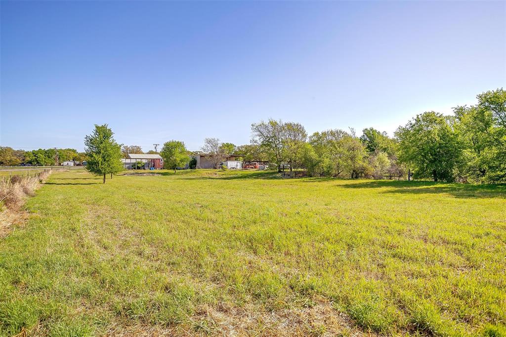 10669 Mineral Wells Highway Property Photo 11