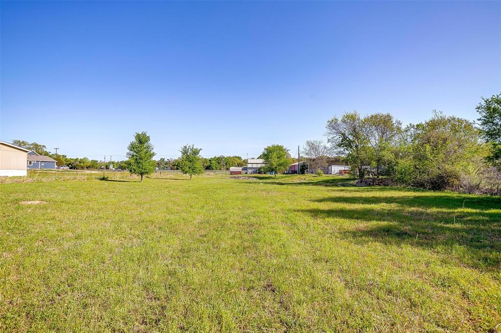 10669 Mineral Wells Highway Property Photo 12