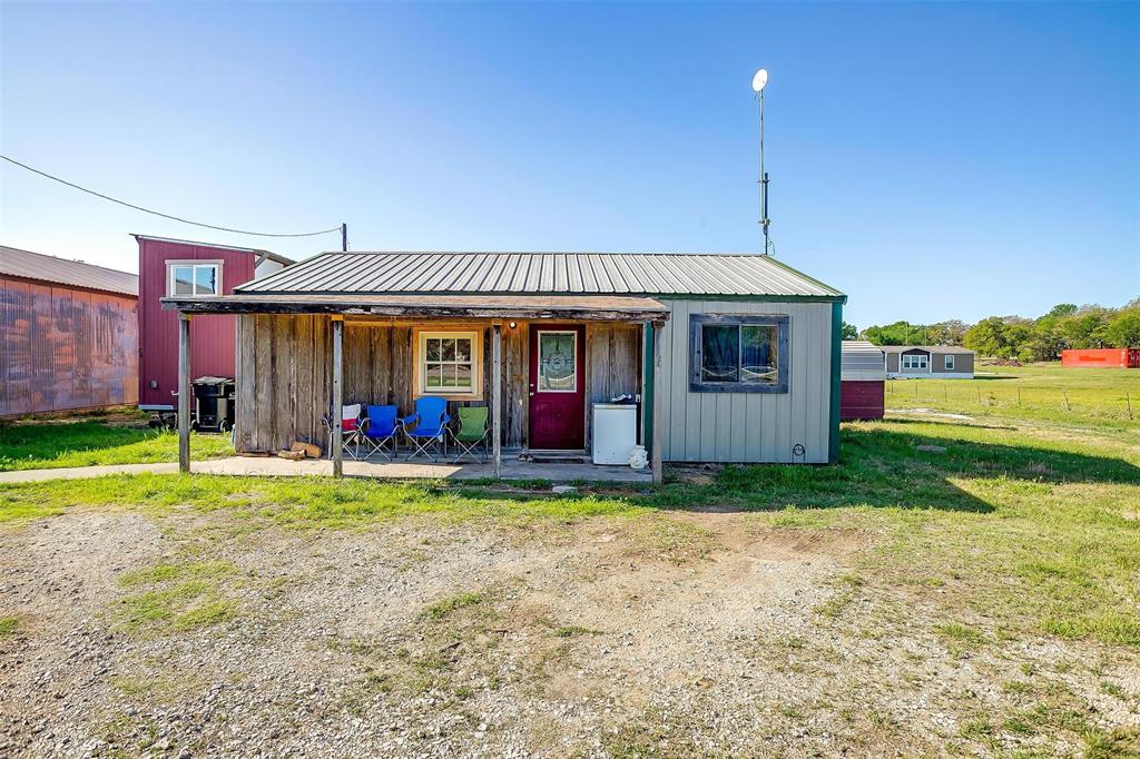 10669 Mineral Wells Highway Property Photo 16
