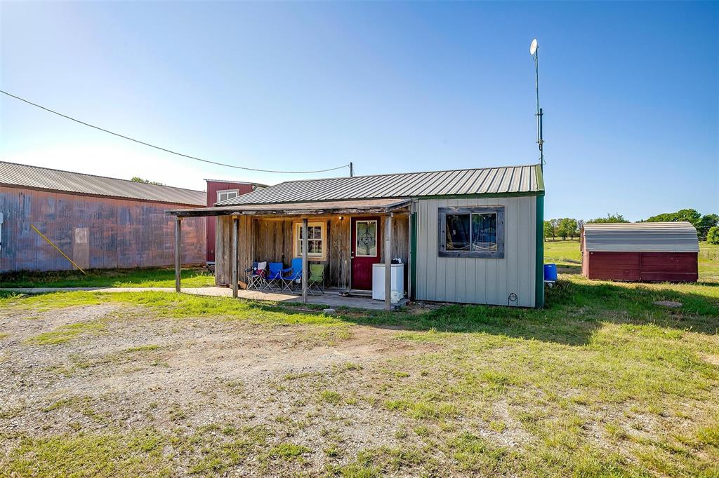 10669 Mineral Wells Highway Property Photo 17