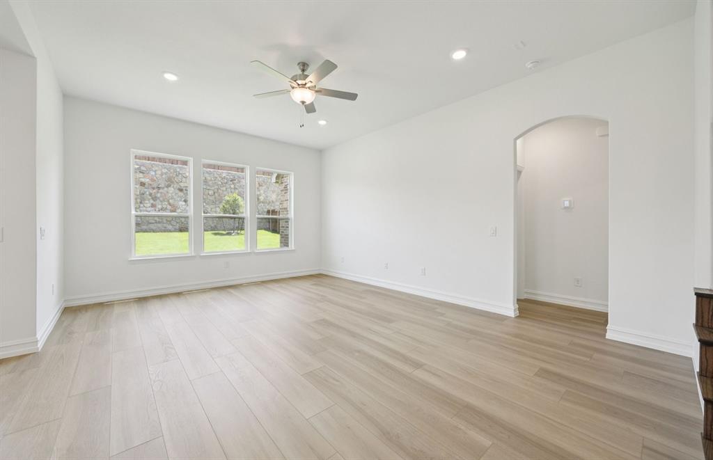 1436 Holmes Street Property Photo 9