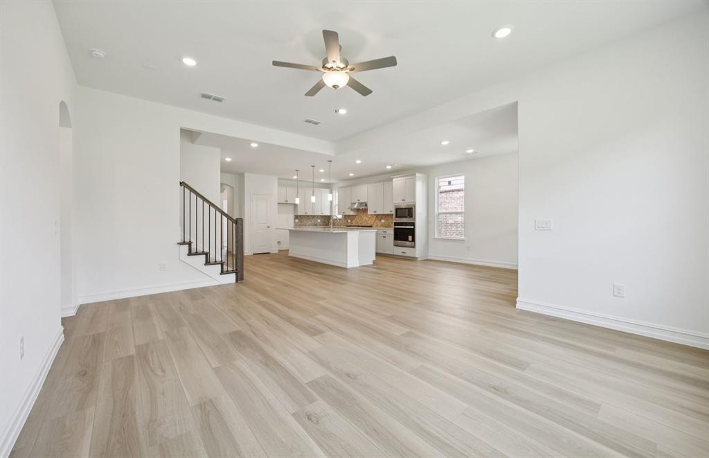 1436 Holmes Street Property Photo 10