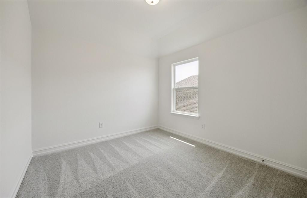 1436 Holmes Street Property Photo 13