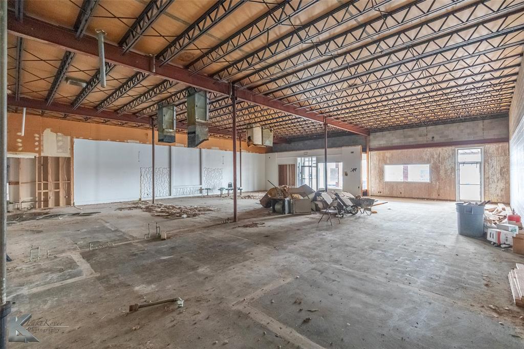 1238 Grape Street Property Photo 18