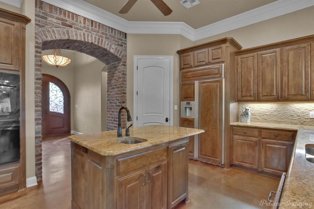 907 Woodland View Circle Property Photo 8