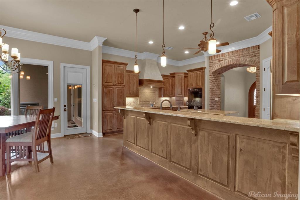 907 Woodland View Circle Property Photo 10