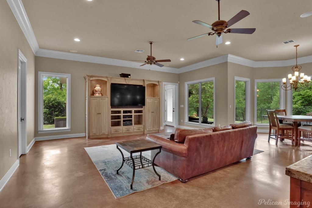 907 Woodland View Circle Property Photo 13