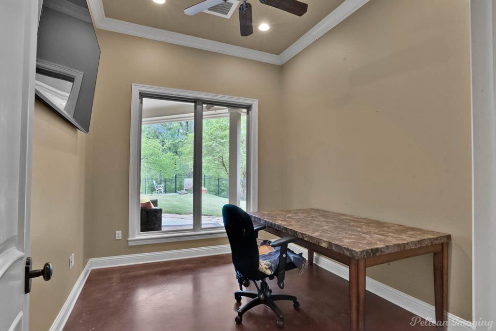 907 Woodland View Circle Property Photo 18