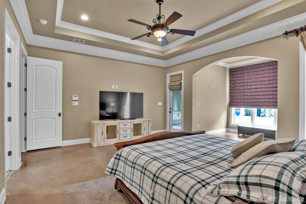 907 Woodland View Circle Property Photo 20