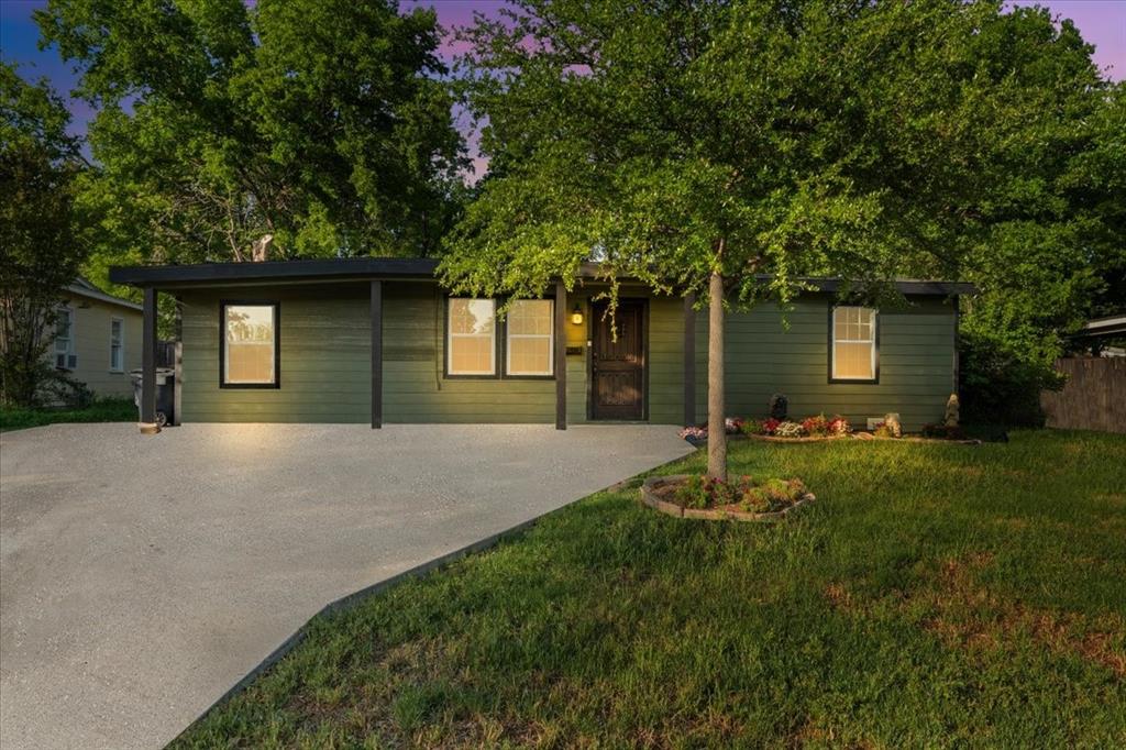 1520 Barcus Circle Property Photo 1