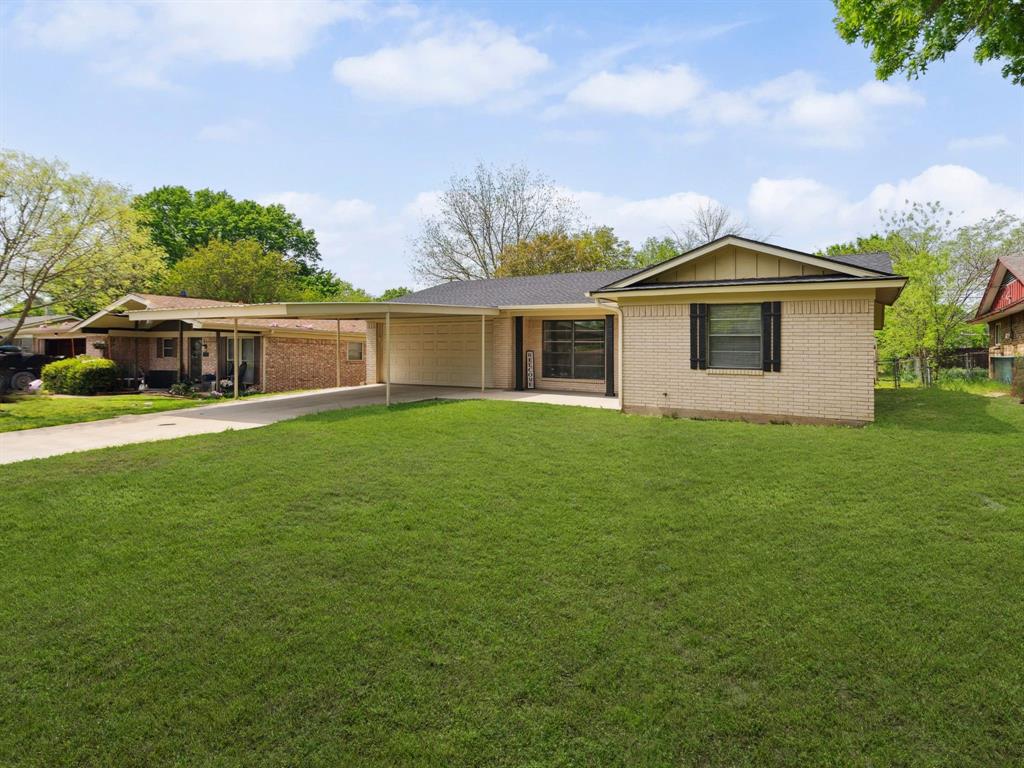 1120 S Valentine Drive Property Photo 1