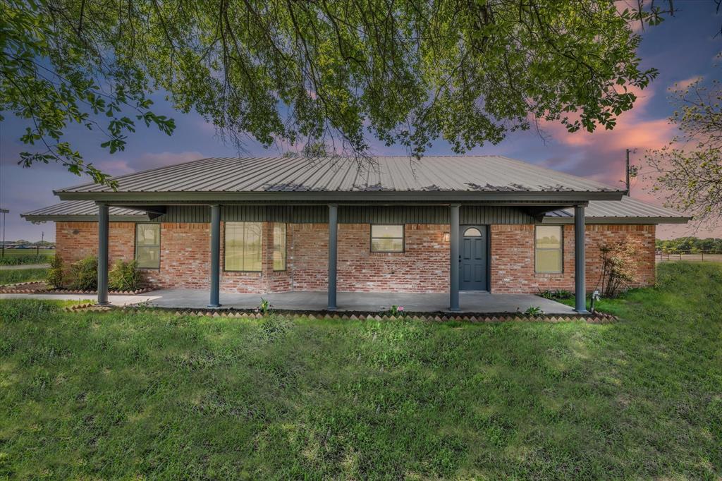 286 S Baese Road Property Photo 1