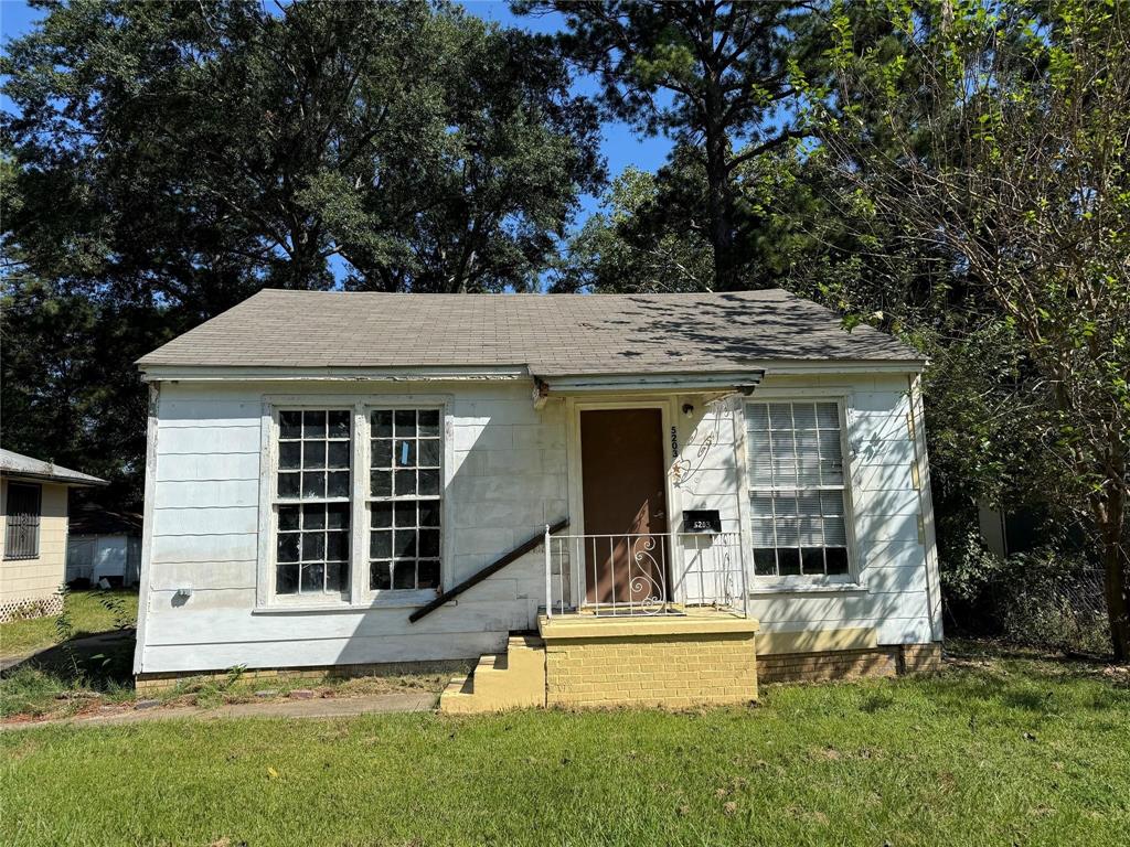 5203 Bienville Avenue Property Photo