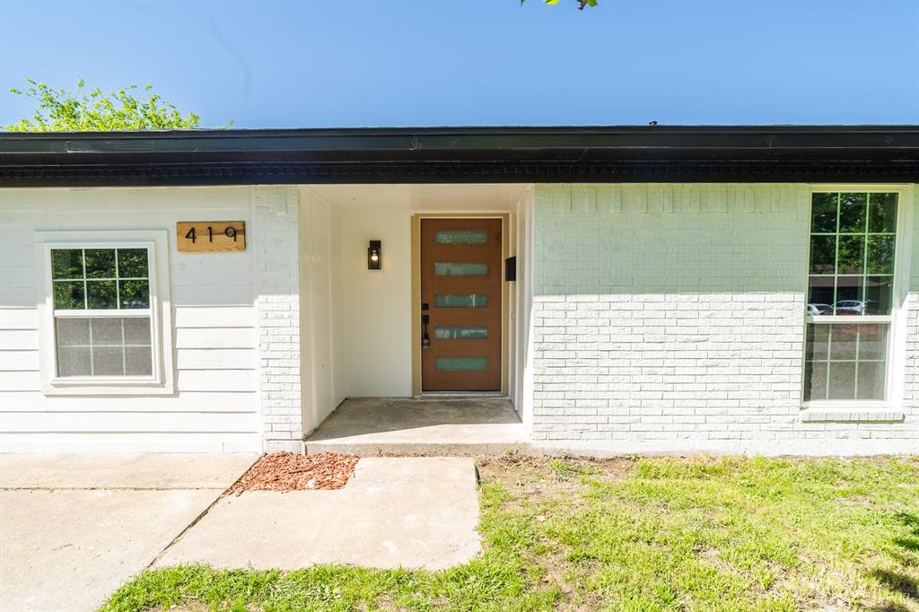 419 Candlelight Avenue Property Photo